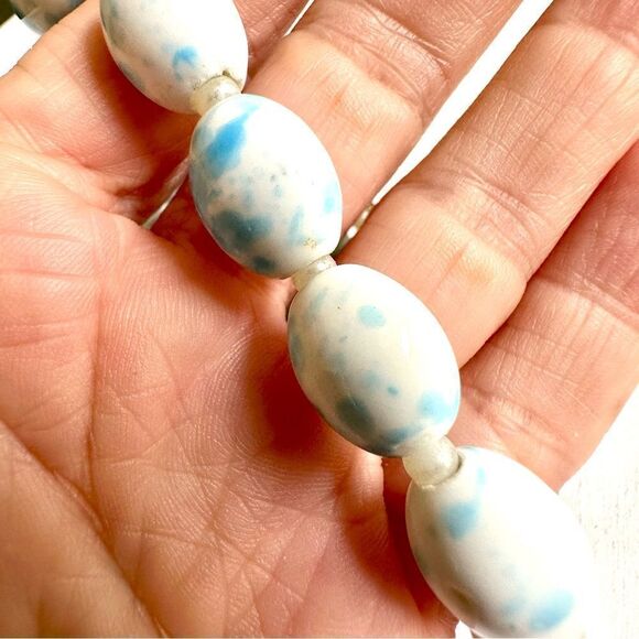 Multi strand beaded natural stones necklace - Picture 7 of 11